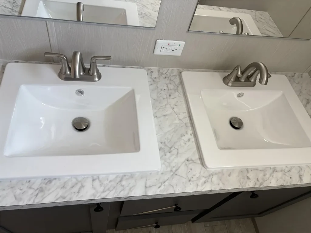 Rectangle bath sinks Image