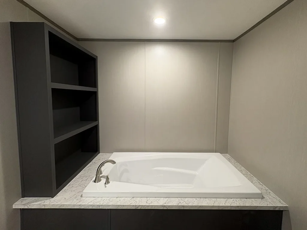 Shelving for soaker tub Image